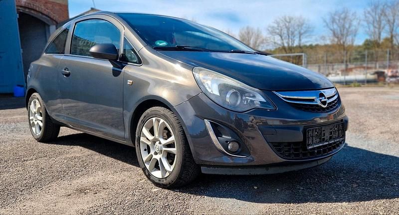 Gebraucht Opel Corsa 88 PS (64 kW) 2013 Kleinwagen