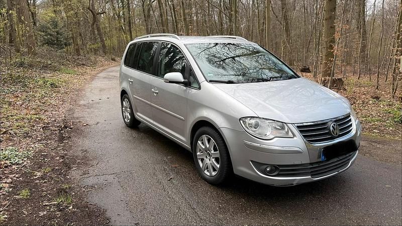 Gebraucht VW Touran Highline 140 PS (102 kW) 2007 Silber Van / Kleinbus