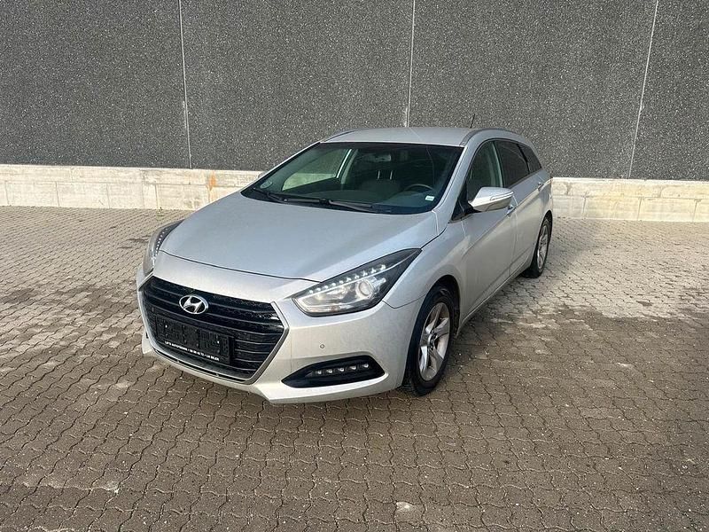 Gebraucht 2016 Hyundai i40 Style Kombi | 7.200 € (Fairer Preis) - Bild 1/4