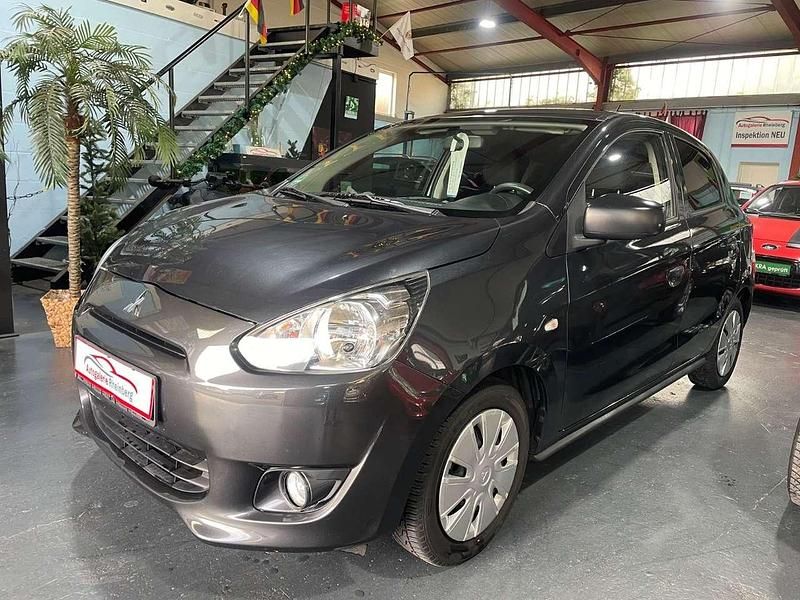 Grau Gebraucht 2015 Mitsubishi Space Star Kleinwagen | 4.790 € (Etwas zu teuer) - Bild 1/4