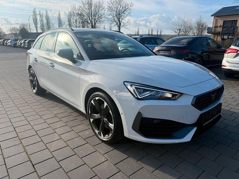 Gebraucht Cupra Leon 150 PS (110 kW) 2024 Weiß Limousine