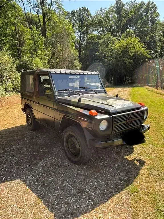 Gebraucht Mercedes G250 92 PS (67 kW) 1992 Schwarz SUV