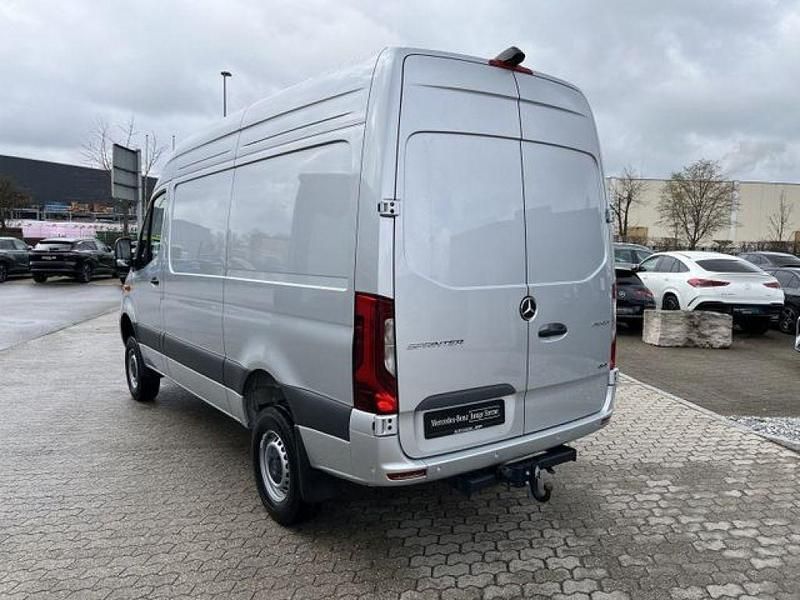 Gebraucht Mercedes Sprinter 190 PS (139 kW) 2024 Andere Van