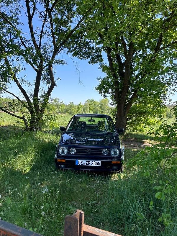Blau Gebraucht 1990 VW Golf II Kleinwagen | 2.899 € - Bild 1/4