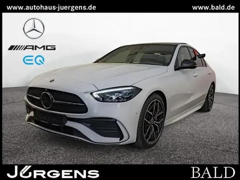 Gebraucht Mercedes C200 AMG 204 PS (150 kW) 2025 Weiss unilack polarweiss Limousine