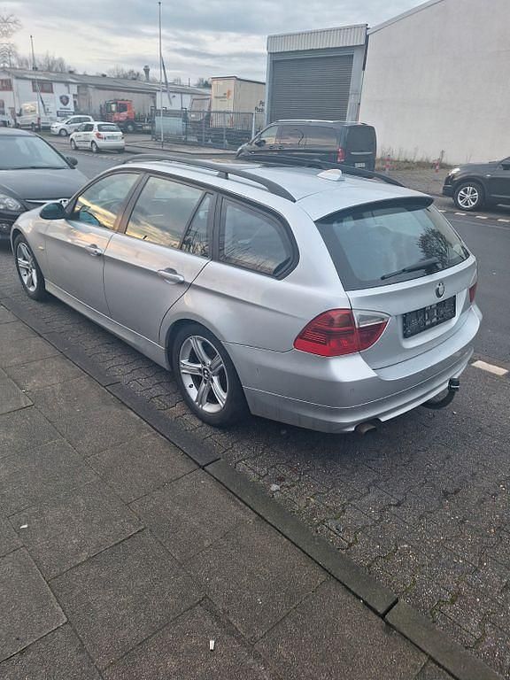 Usata BMW 320 150 CV (110 kW) 2007 Argento Station wagon