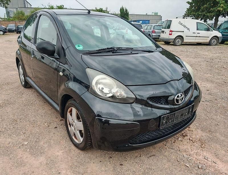 Schwarz Gebraucht 2008 Toyota Aygo Basis Kleinwagen | 1.199 € (Superpreis) - Bild 1/4