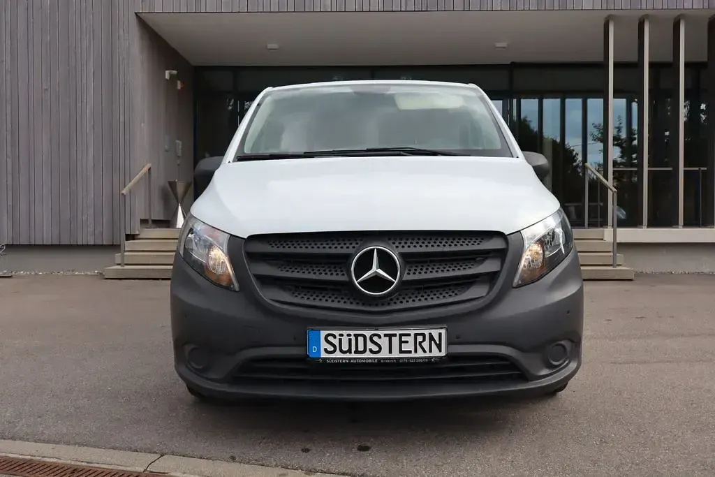 Gebraucht Mercedes Vito 114 PS (83 kW) 2016 Weiß Van