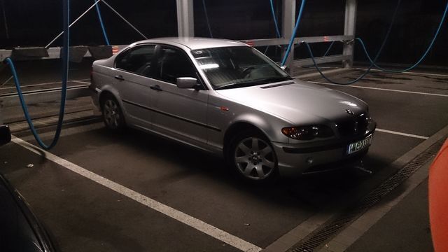 Gebraucht BMW 318 194 PS (142 kW) 2003 Silber Limousine