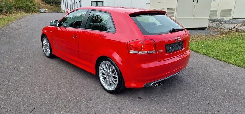 Gebraucht Audi S3 Sport 265 PS (194 kW) 2007 Rot Kleinwagen