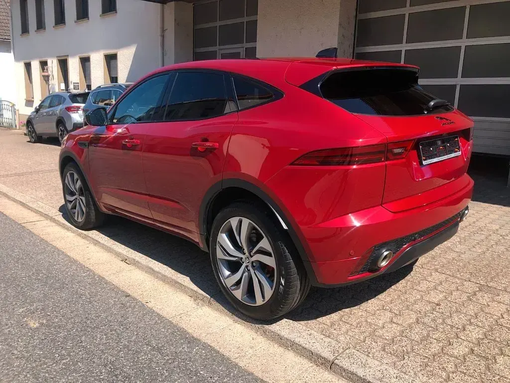 Gebraucht Jaguar E-Pace R-Dynamic 200 PS (147 kW) 2023 Rot SUV