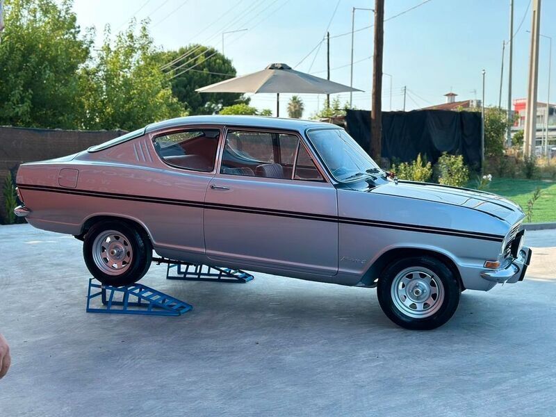Silber Gebraucht 1969 Opel Kadett | 19.000 € - Bild 1/4