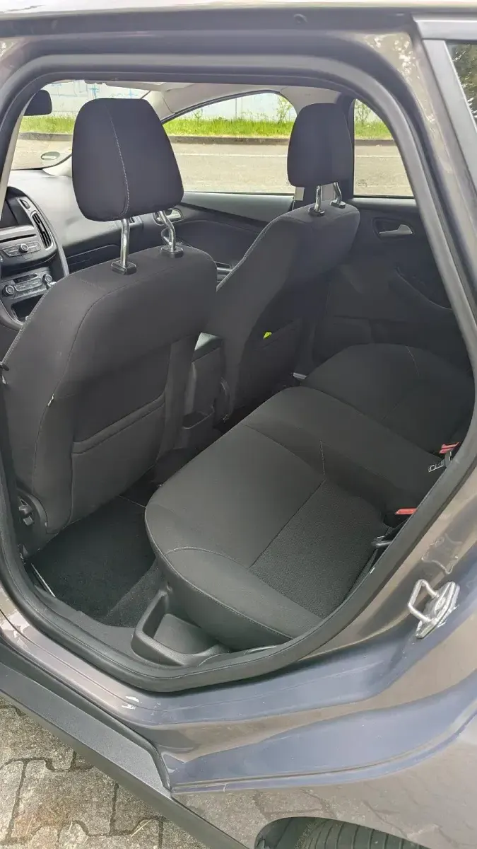 Gebraucht Ford Focus 150 PS (110 kW) 2015 Braun Kombi