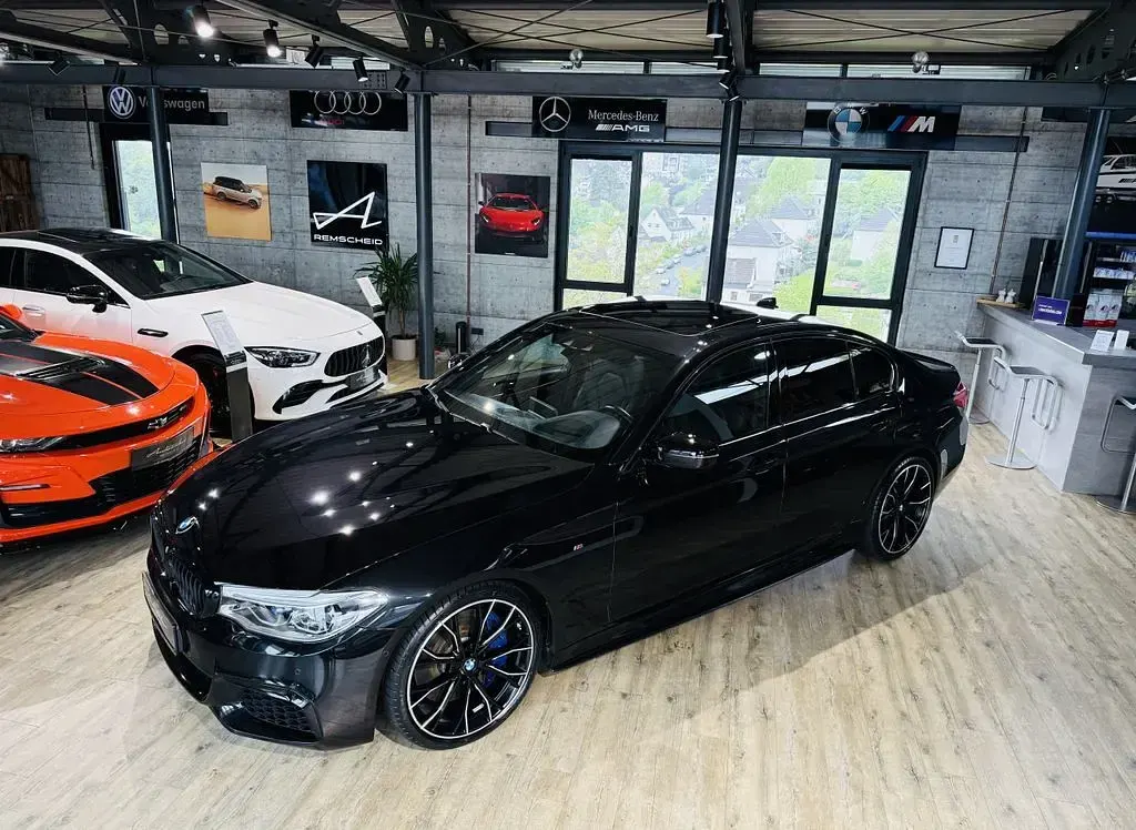 Gebraucht BMW M550 Performance 530 PS (389 kW) 2020 Schwarz Limousine