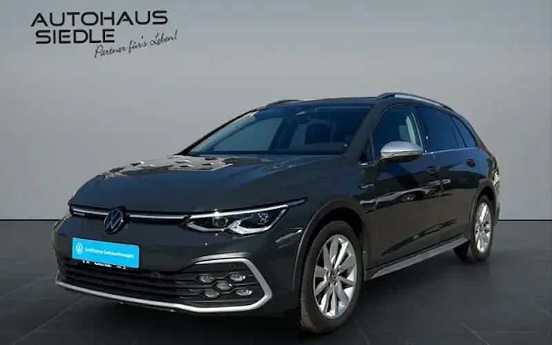 Gebraucht VW Golf VIII 200 PS (147 kW) 2024 Grau Kombi