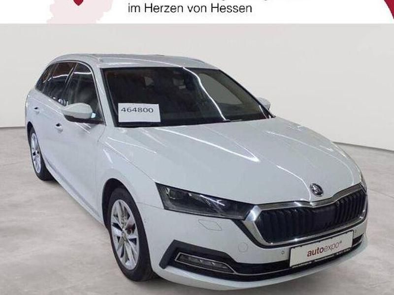Gebraucht Skoda Octavia Style 150 PS (110 kW) 2022 Moonweiß perleffekt Kombi