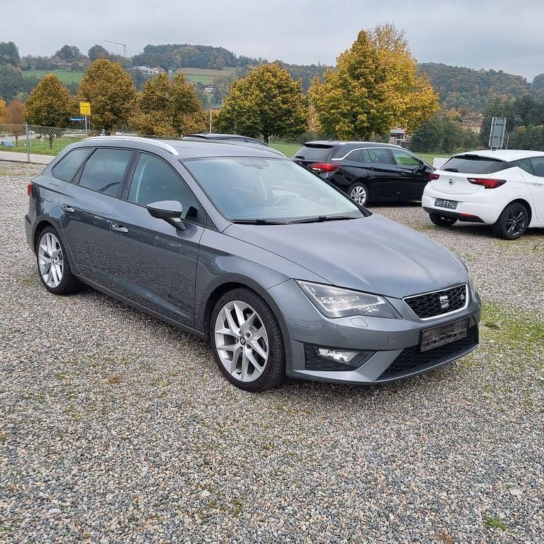 Grau Gebraucht 2016 Seat Leon ST FR Kombi | 8.990 € (Fairer Preis) - Bild 1/4