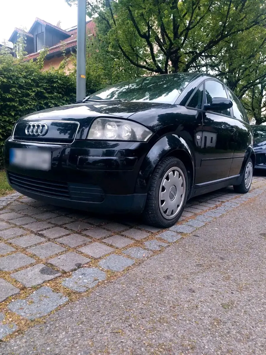 Gebraucht Audi A2 75 PS (55 kW) 2001 Schwarz Kleinwagen