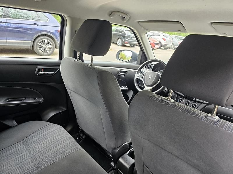 Gebraucht Suzuki Swift 94 PS (69 kW) 2014 Silber Kleinwagen