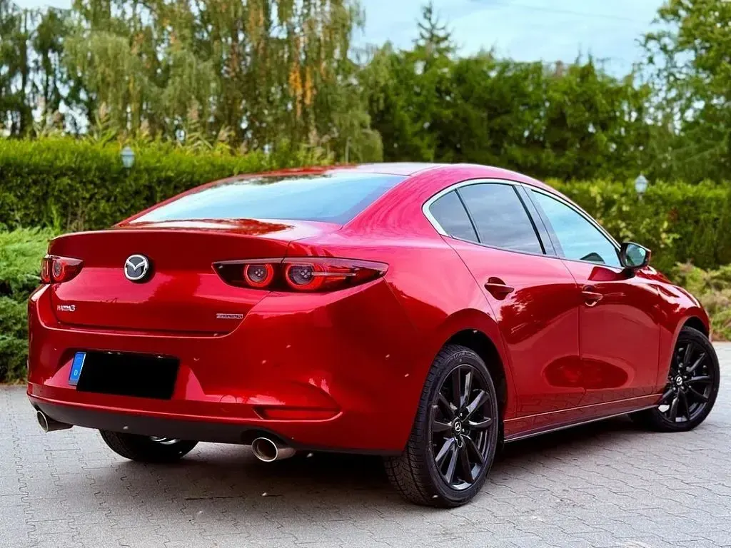 Gebraucht Mazda 3 Selection 186 PS (136 kW) 2022 Rot Limousine