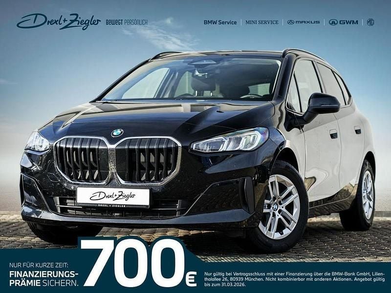 Gebraucht BMW 218 Active Tourer Performance 150 PS (110 kW) 2025 Saphirschwarzmetallic Van / Kleinbus