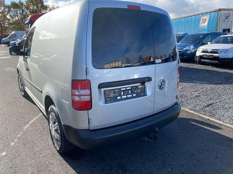 Gebraucht VW Caddy 109 PS (80 kW) 2011 Silber Van / Kleinbus