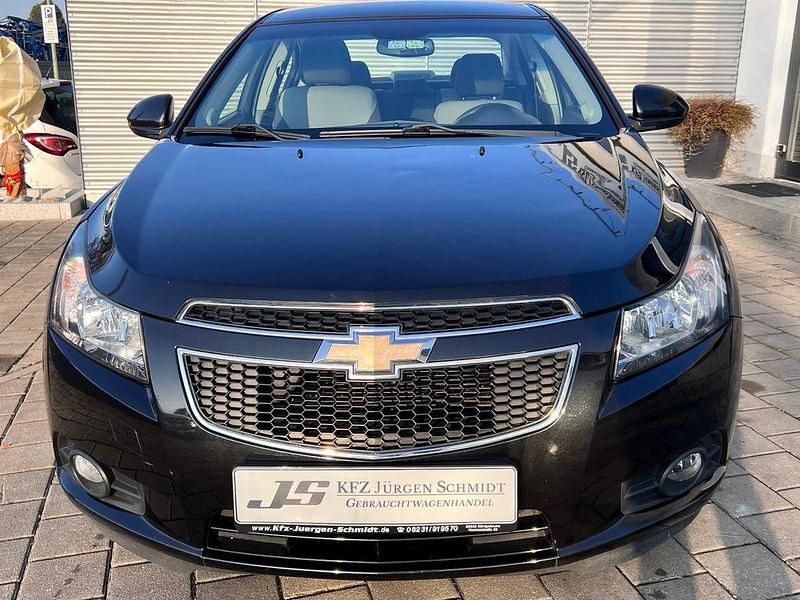 Gebraucht Chevrolet Cruze LT 150 PS (110 kW) 2010 Schwarz Limousine