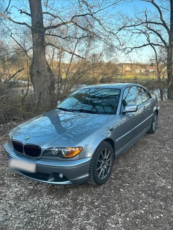 Gebraucht BMW 318 143 PS (105 kW) 2003 Silber Coupé