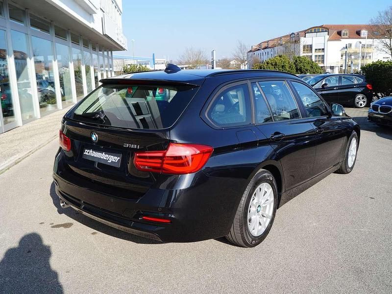 Gebraucht BMW 318 136 PS (100 kW) 2017 Schwarz Kombi