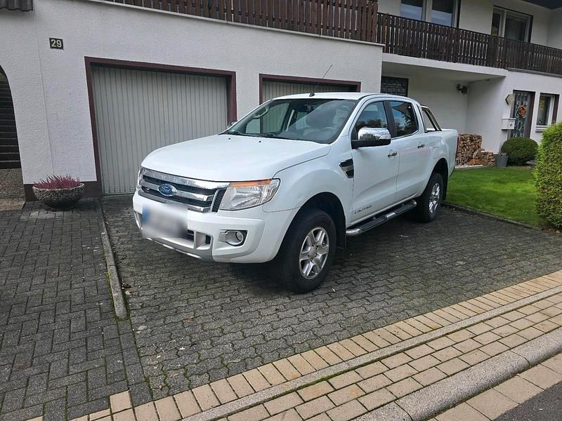 Weiß Gebraucht 2015 Ford Ranger Limited Abholung | 12.999 € (Etwas zu teuer) - Bild 1/4
