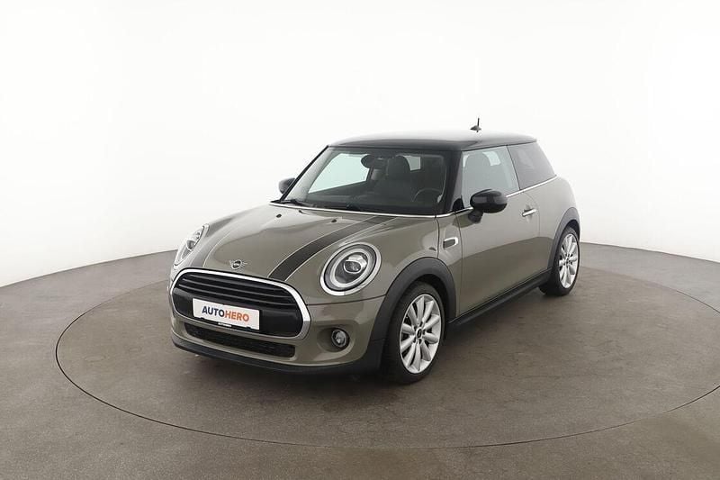 Grau Gebraucht 2019 Mini Cooper Kleinwagen | 18.520 € (Fairer Preis) - Bild 1/3