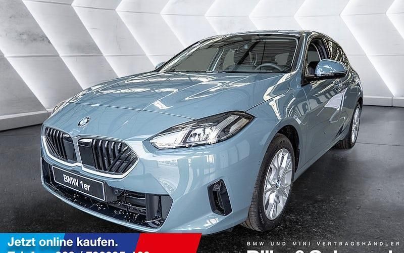 Grün Neu 2025 BMW 120 Kleinwagen | 31.690 € (Guter Preis) - Bild 1/4