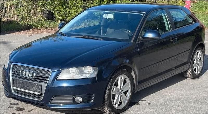 Second-hand Audi A3 Ambition 140 CP (102 kW) 2009 Negru Hatchback