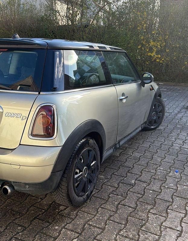 Gebraucht Mini Cooper D 109 PS (80 kW) 2008 Gold Kleinwagen