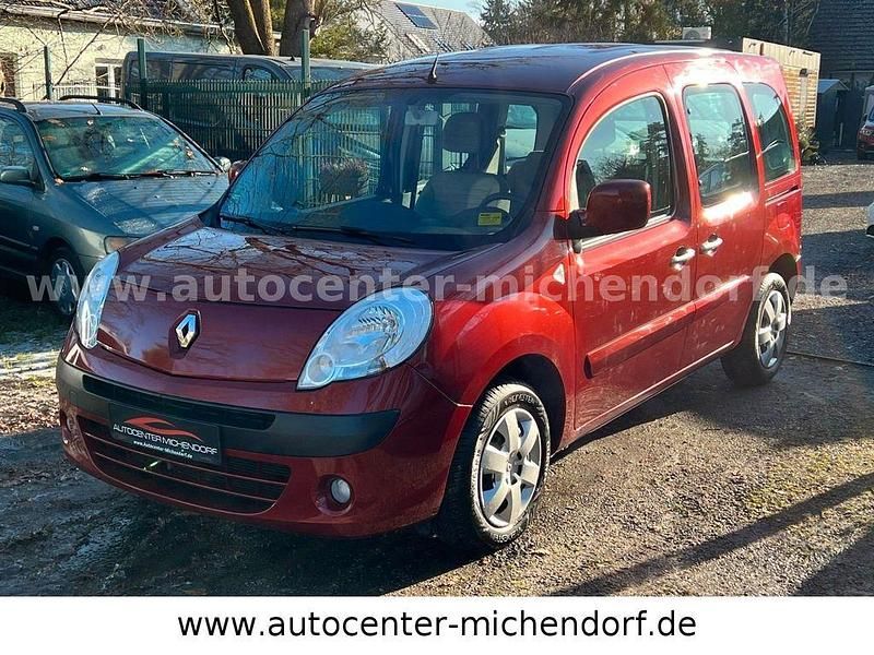 Rot Gebraucht 2012 Renault Kangoo Happy Family Van / Kleinbus | 7.999 € (Fairer Preis) - Bild 1/4