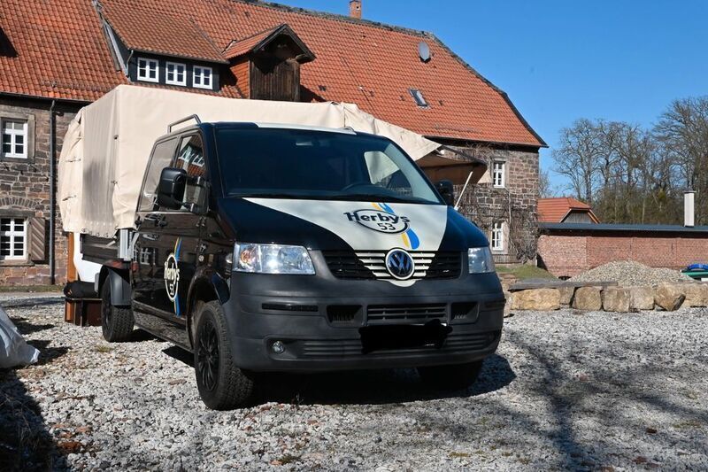 Schwarz Gebraucht 2008 VW T5 Van | 9.900 € (Guter Preis) - Bild 1/4