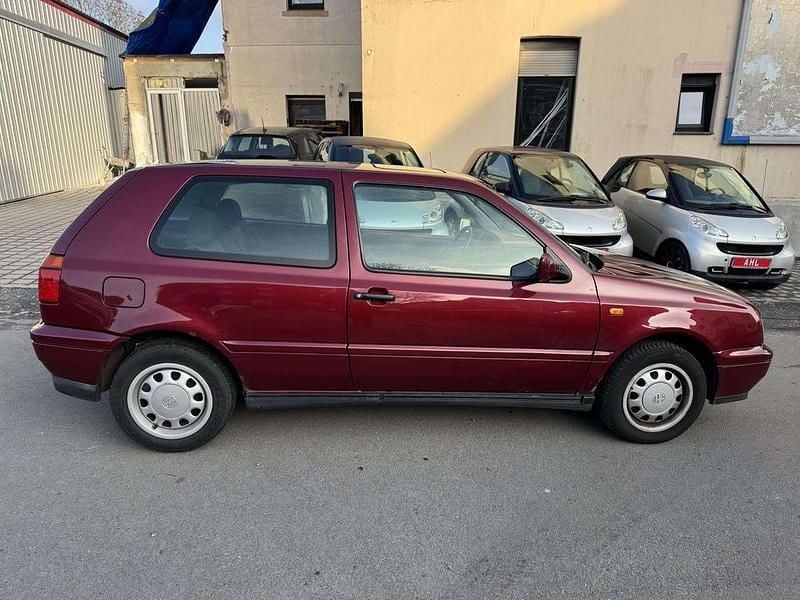 Gebraucht VW Golf III 75 PS (55 kW) 1996 Rot Limousine