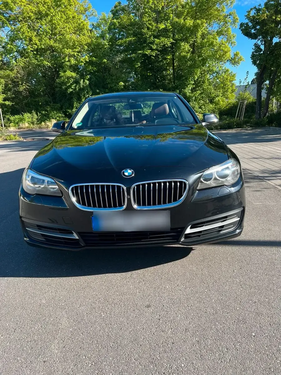 Second-hand BMW 520 190 CP (139 kW) 2015 Negru Berlinǎ