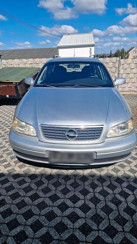 Gebraucht Opel Omega 150 PS (110 kW) 2004 Silber Kombi