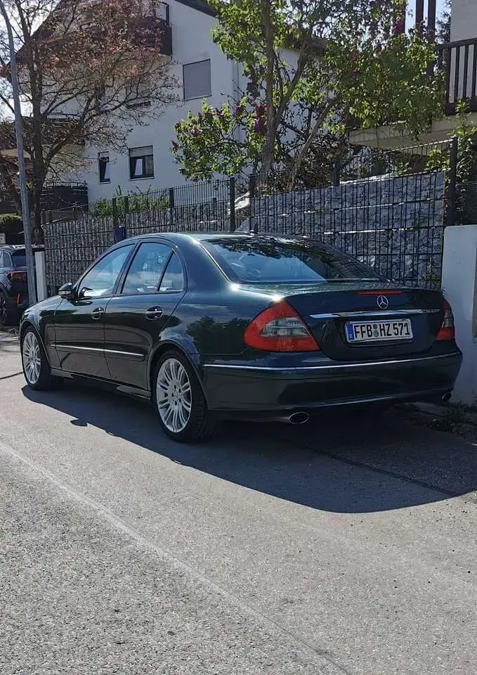 Gebraucht Mercedes E500 Avantgarde 388 PS (285 kW) 2007 Limousine