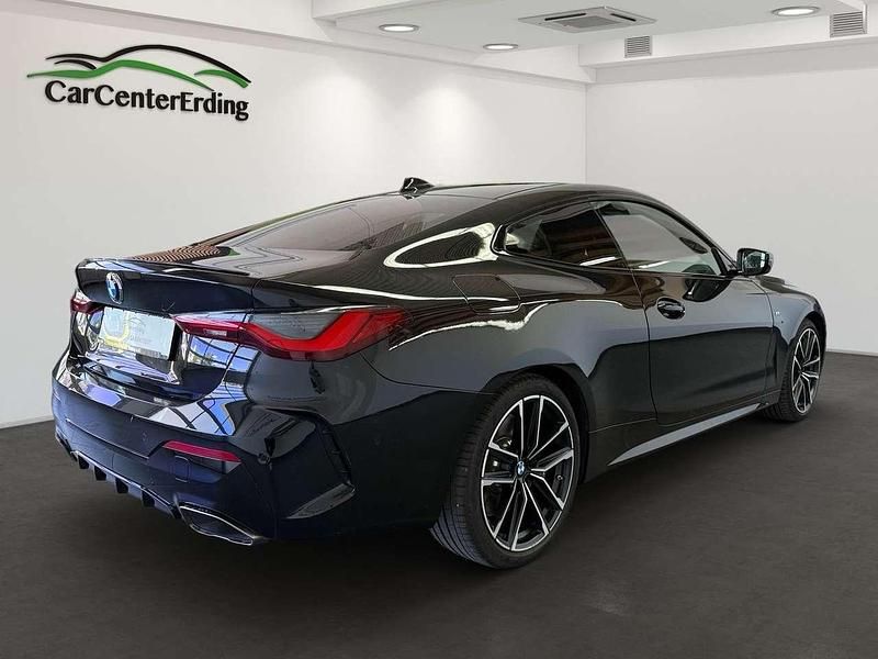 Gebraucht BMW 440 374 PS (275 kW) 2022 Saphirschwarz Coupé