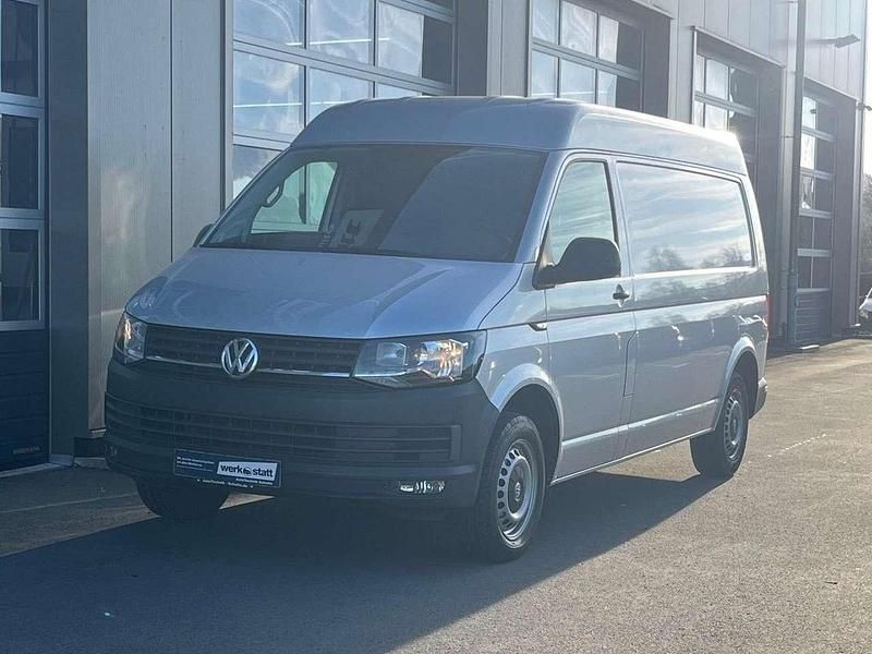 Reflexsilber Gebraucht 2017 VW Transporter Van | 19.999 € - Bild 1/4