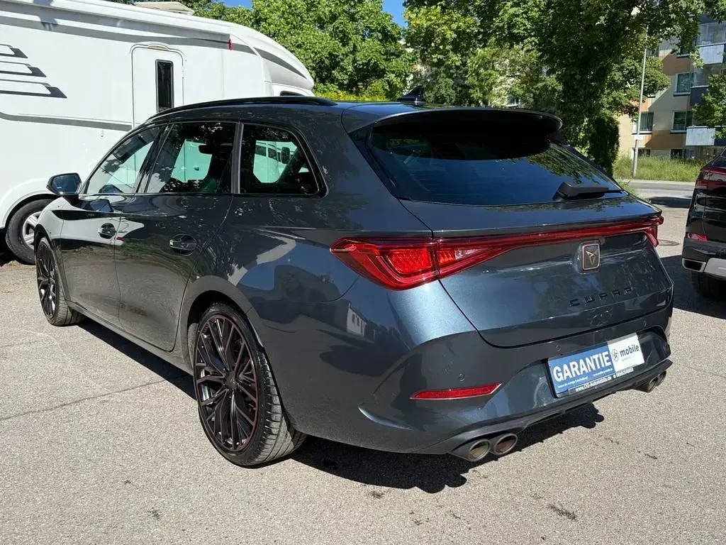 Occasion Cupra Leon VZ 300 ch (220 kW) 2023 Gris Berline