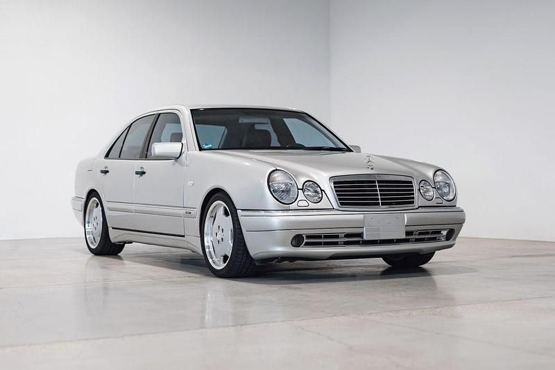 Gebraucht Mercedes E55 AMG AMG 354 PS (260 kW) 1999 Brillantsilber Limousine