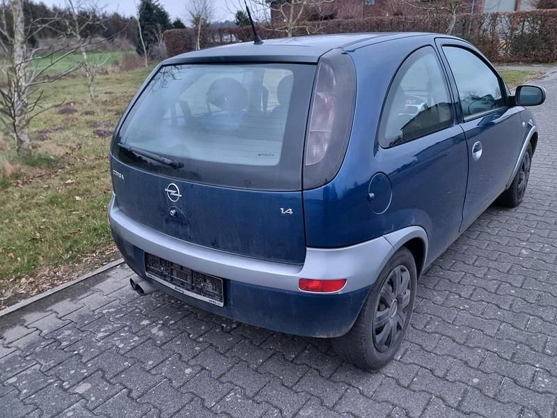 Gebraucht Opel Corsa 90 PS (66 kW) 2002 Blau Kleinwagen