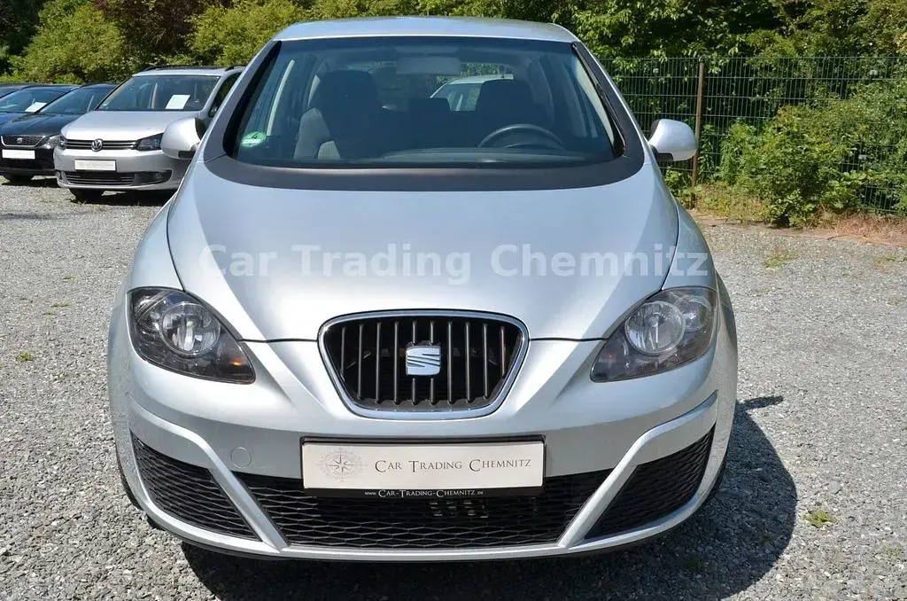 Gebraucht Seat Altea Reference 102 PS (75 kW) 2009 Silber Limousine