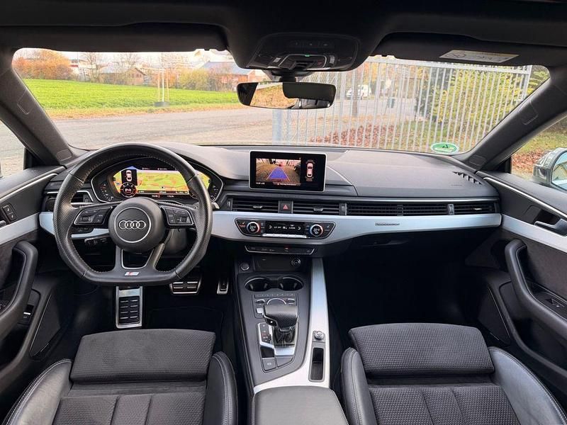Gebraucht Audi A5 Sportback S-Line 218 PS (160 kW) 2018 Gotlandgruen Kleinwagen