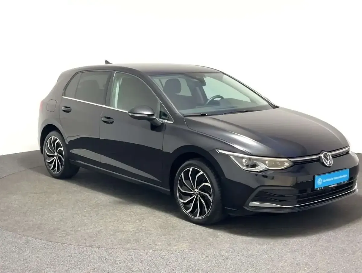 Brugt VW Golf VIII Style 150 HK (110 kW) 2022 Sort Sedan