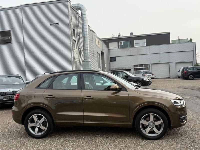 Gebraucht Audi Q3 Ambiente 140 PS (102 kW) 2013 Braun SUV