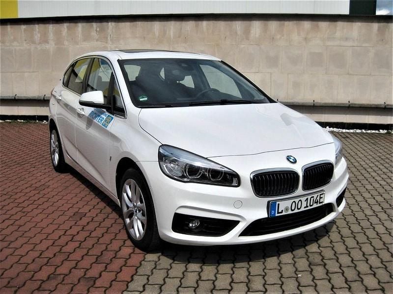 Gebraucht BMW 225 Advantage 136 PS (100 kW) 2016 Weiß Kombi
